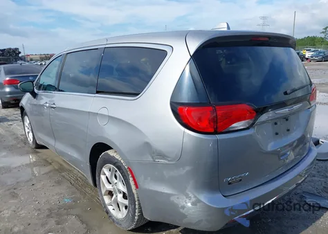 2017 Chrysler Pacifica Touring Plus из США, поврежденный, VIN 2C4RC1BG8HR803364